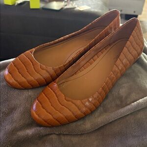 Vionic Shoes Women's Brown Hannah Croc Emobossed Leather Ballet Sz 8.5